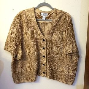 August Max Woman Top w/buttons sz 24W